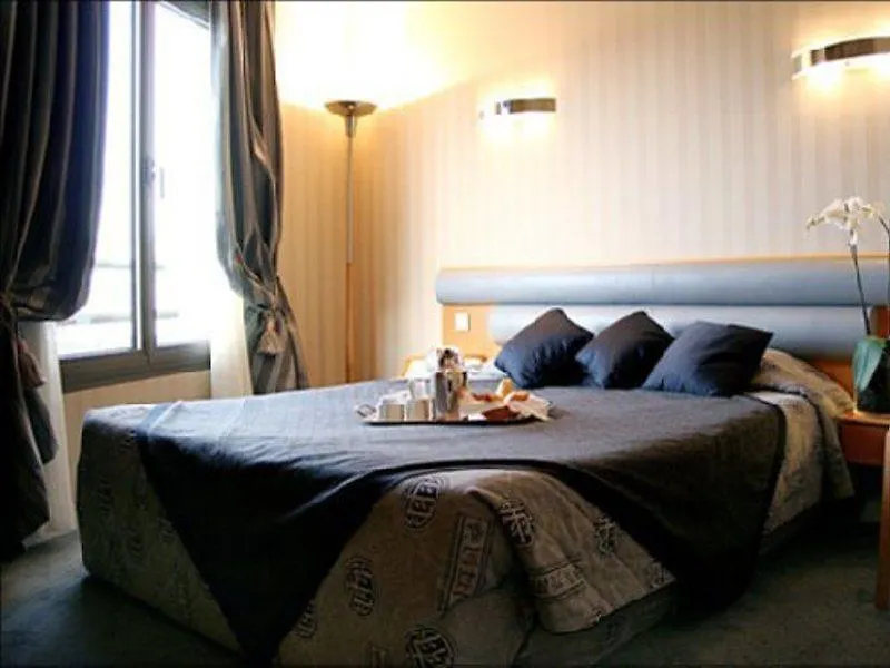 פריז Villa Luxembourg 4*,