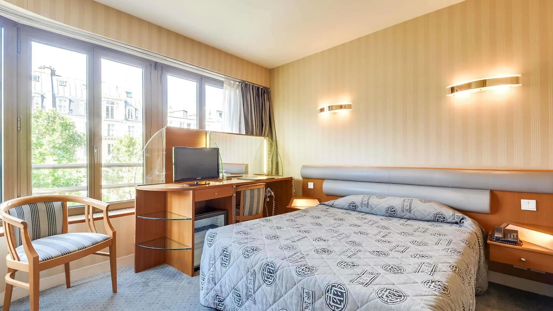 **** מלון פריז Villa Luxembourg צרפת